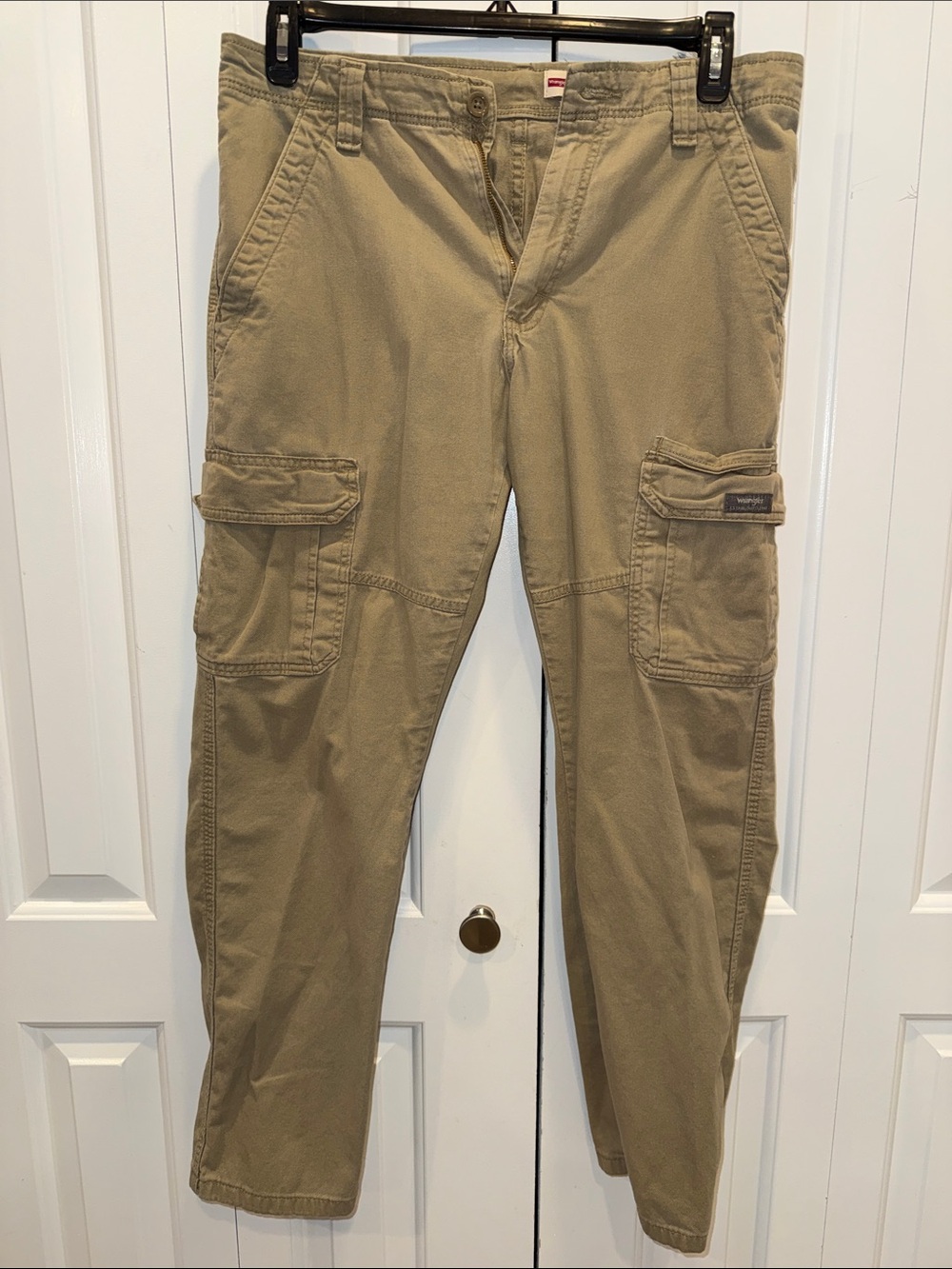 Wrangler Men's Cargo Pants in Khaki/Tan